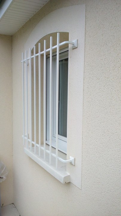 Grilles-de-Defense-Vaillant-Militzer-Romilly-Sur-Seine