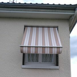 Détail du lambrequin 6B et de la toile AC30 sur store Trevise PM