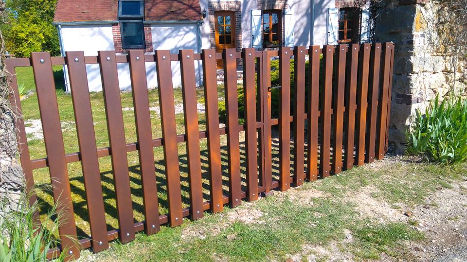 Détail coloris rouille bi-ton portail acier